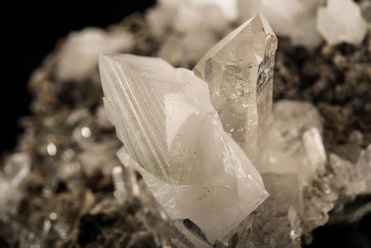 ORTHOCLASE var. Adularia on QUARTZ